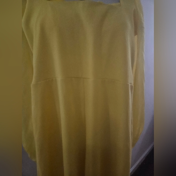 Womens jumpsuit size medium yellow long sleeves - Picture 6 of 6